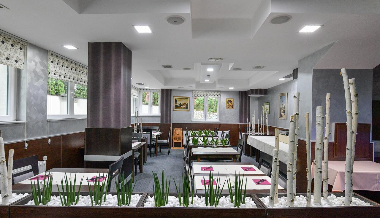 Garni Hotel Simsir Zlatibor Buitenkant foto